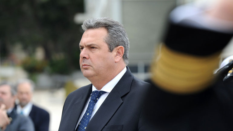 Χωρίς κιγκλιδώματα και εξέδρα η παρέλαση για την 25η Μαρτίου – Στις ΗΠΑ ο Καμμένος